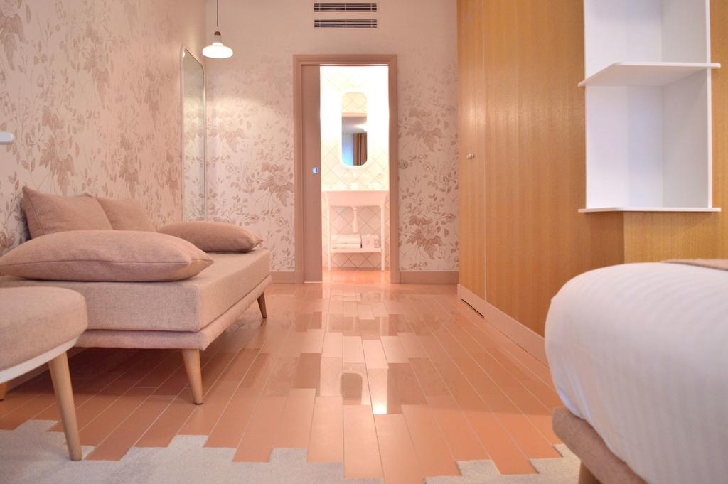 Deluxe Dreibettzimmer