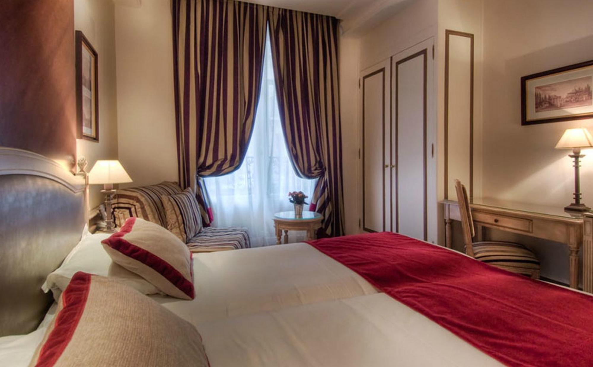 Quarto Triplo Superior