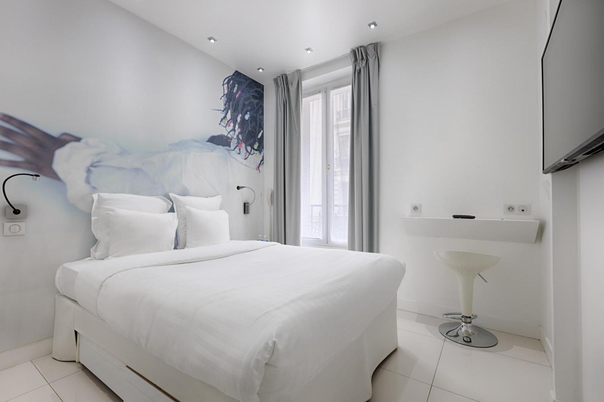 Double Room,1421390940:JPEG