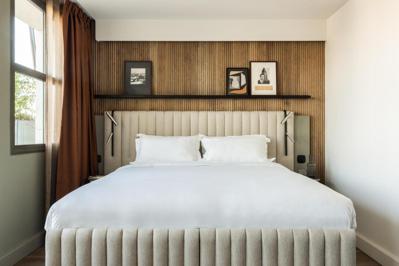 Quarto Exclusiva com Terraço e Vista da Torre Eiffel