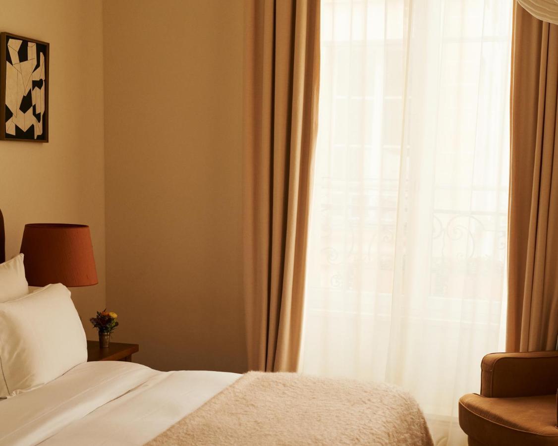 Deluxe Room Voltaire