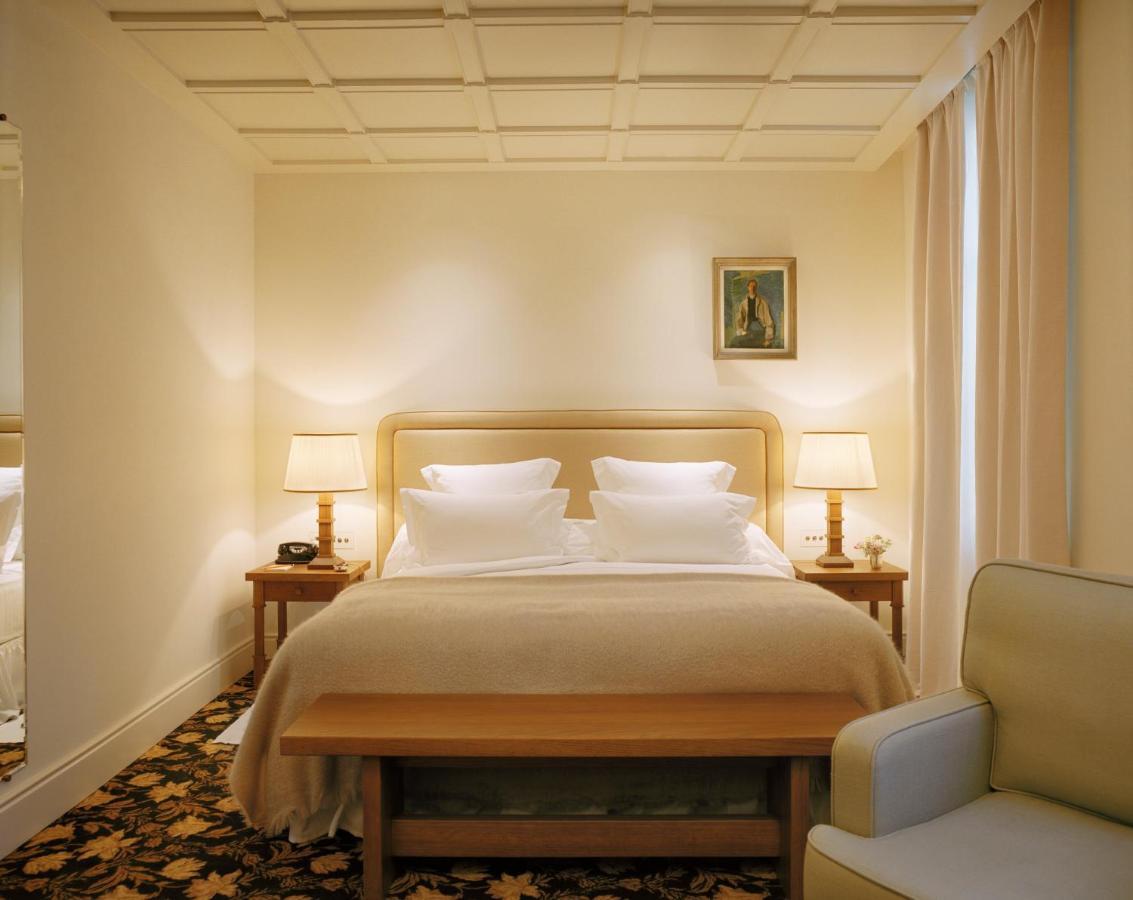 Room Prestige