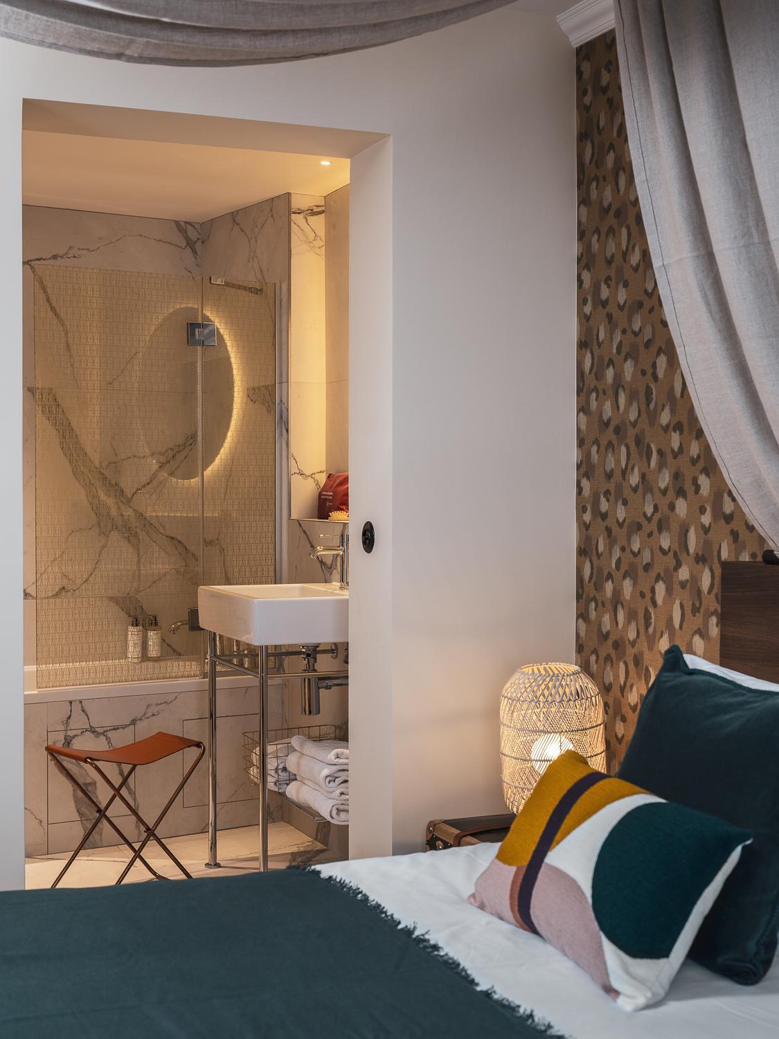 Standard Suite