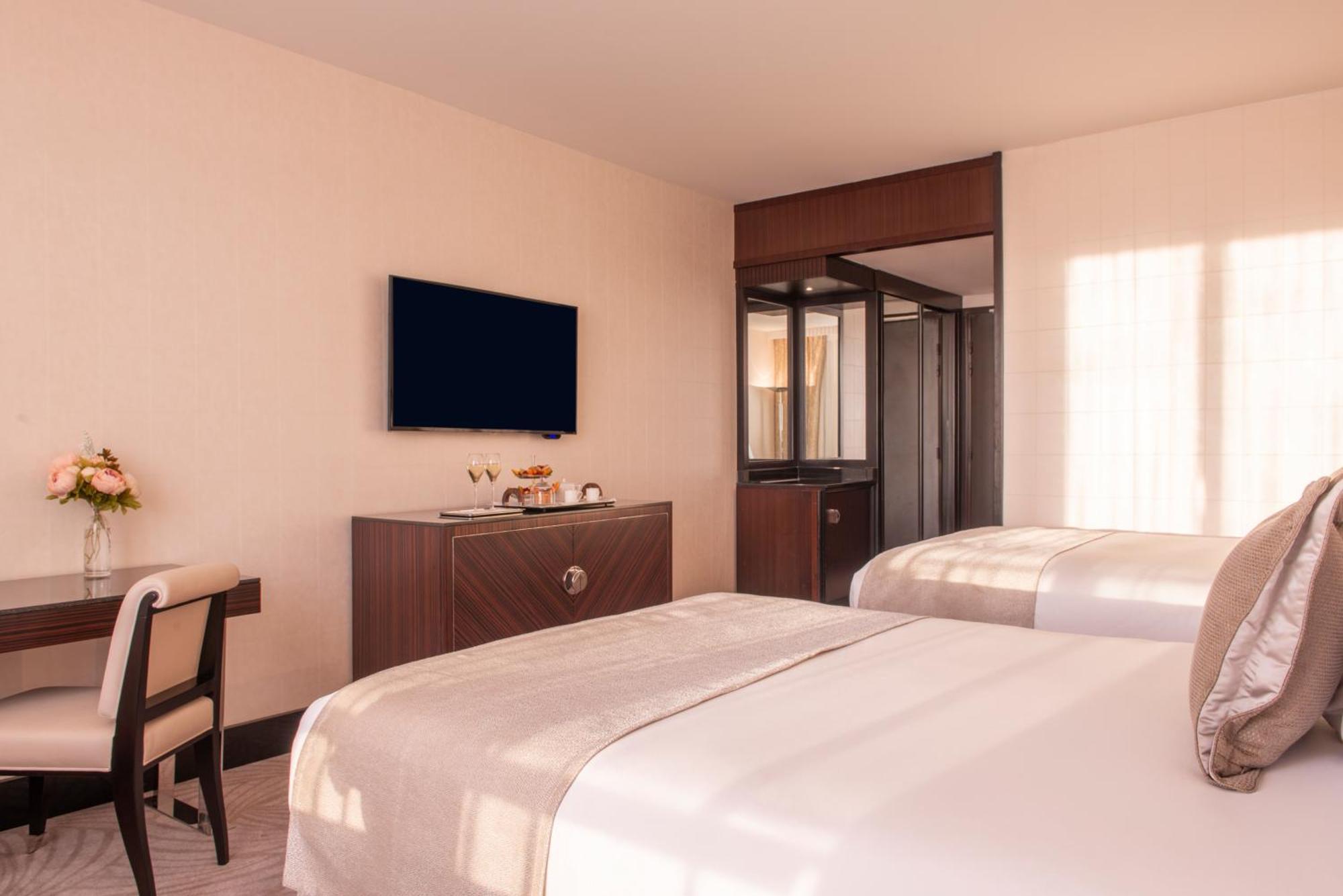 Deluxe Room with 2 Double Beds,1616873129:JPEG
