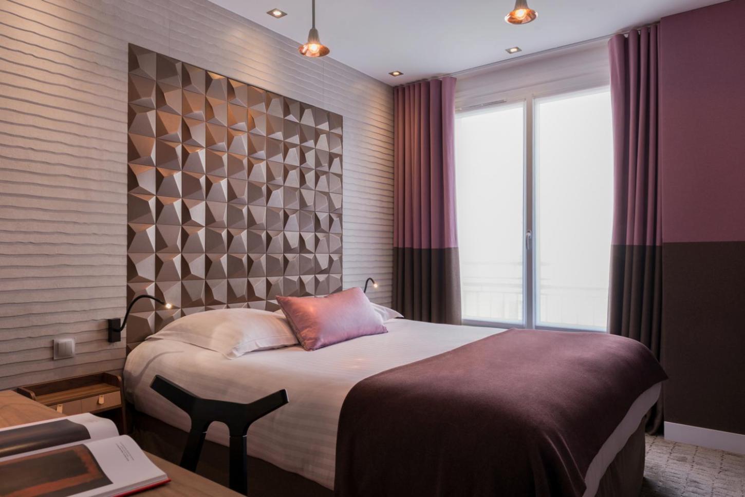 Classic Double Room with Panoramic Sacré-Coeur View