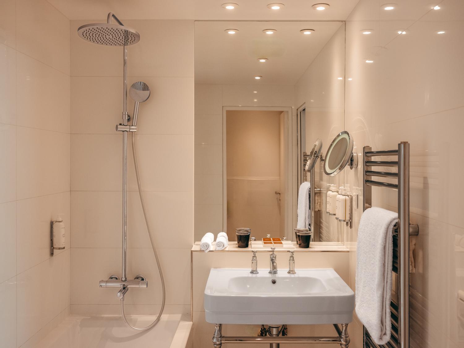 Suite Júnior
