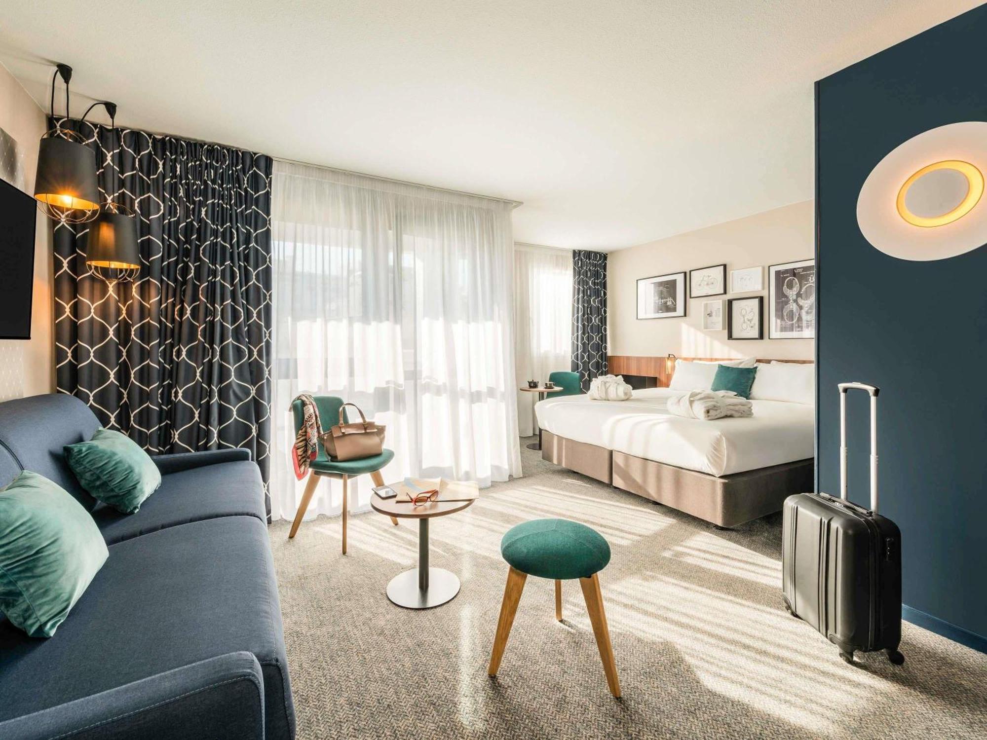 Junior Suite con Vista Torre Eiffel, 1 Letto King-Size e 1 Divano-Letto per 2 Persone
