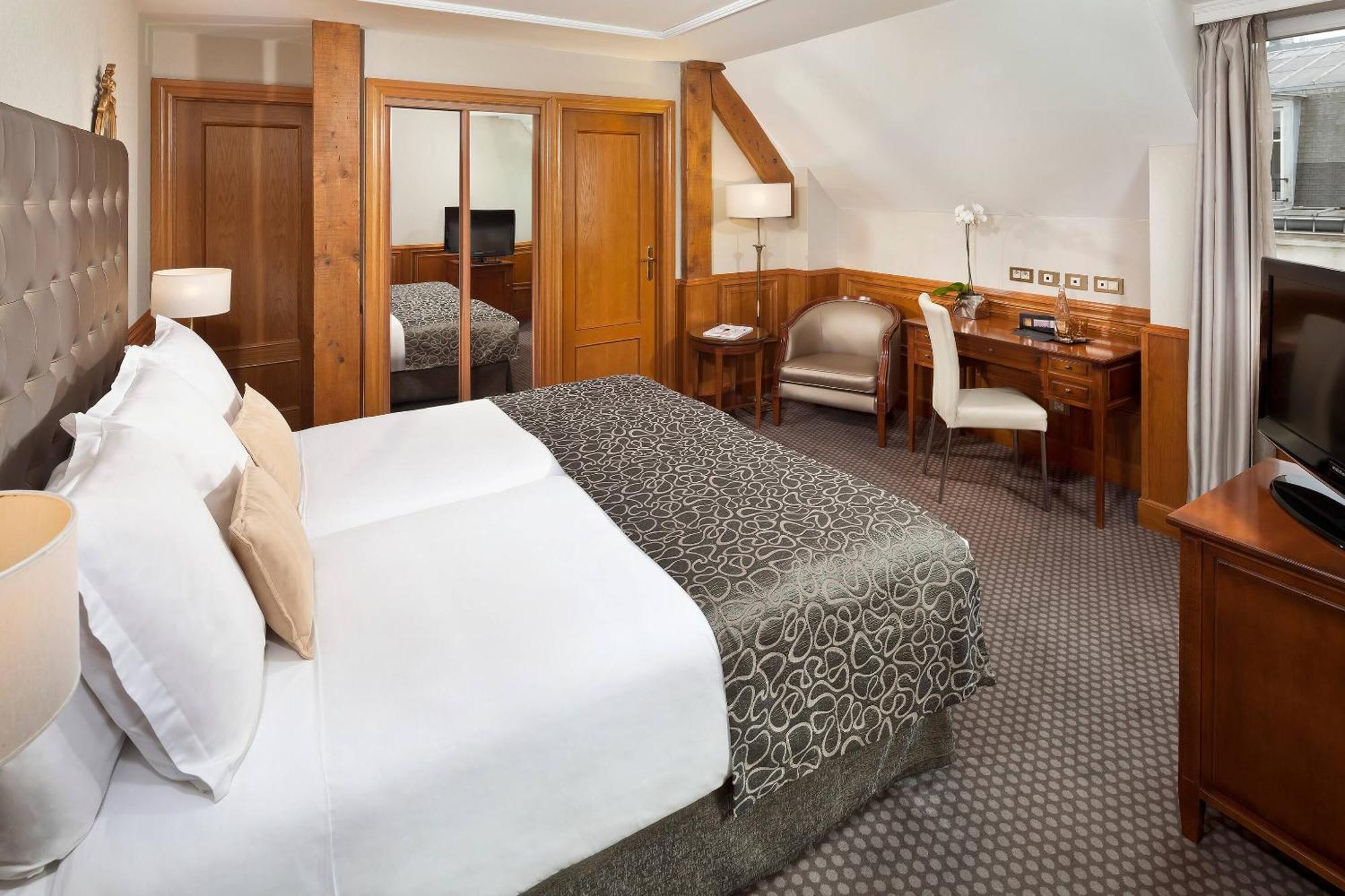 Premium Double Room,1772886814:JPEG