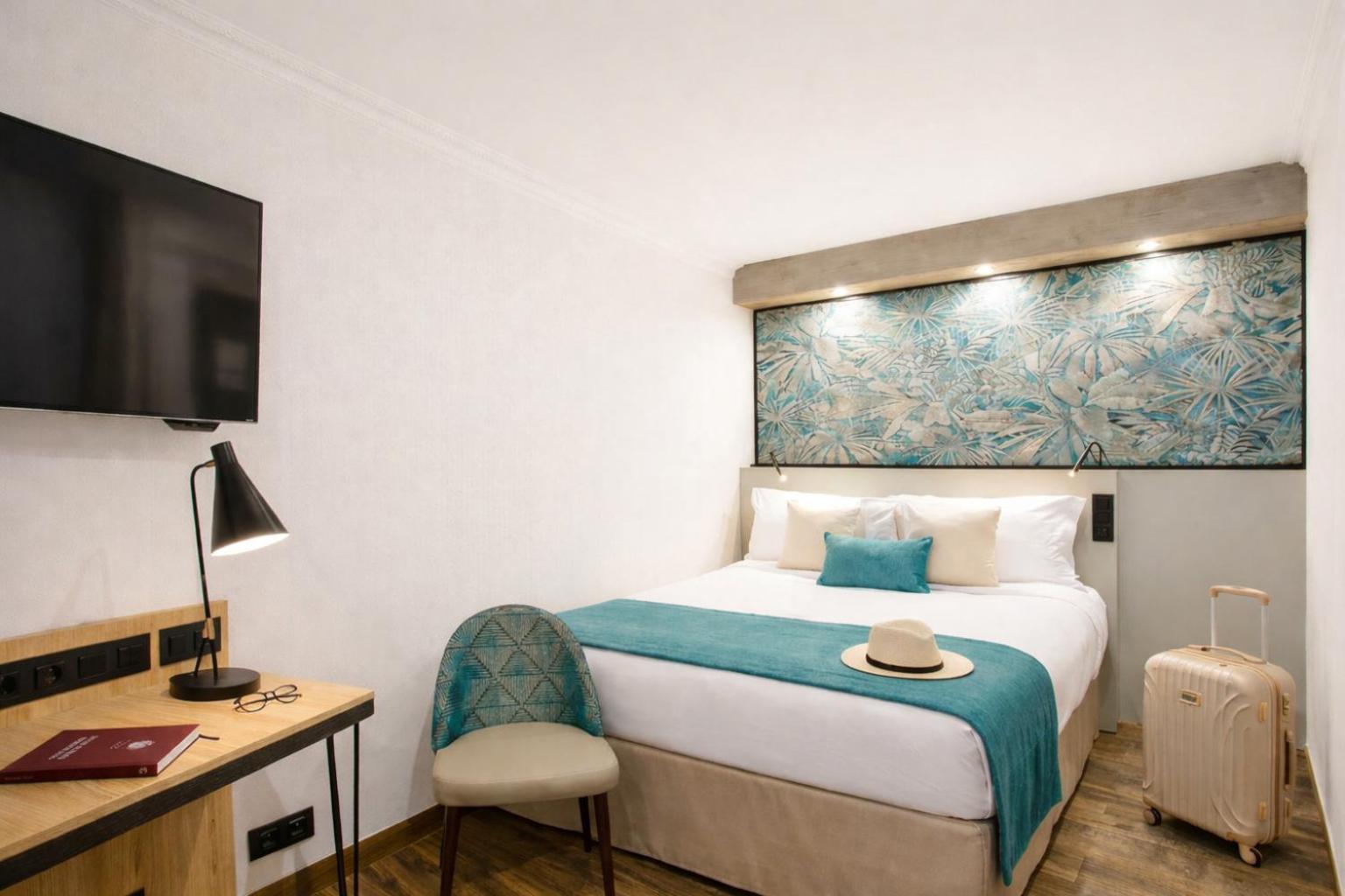 Classic Double Room Double Bed Non-Smoking