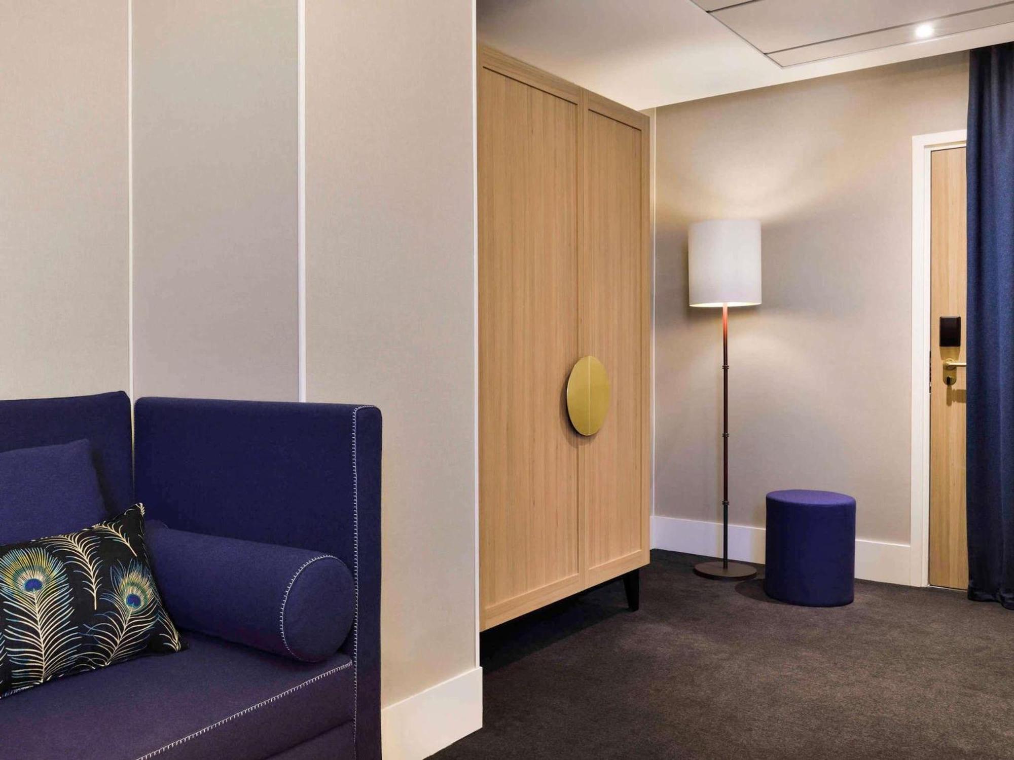 Junior King Suite