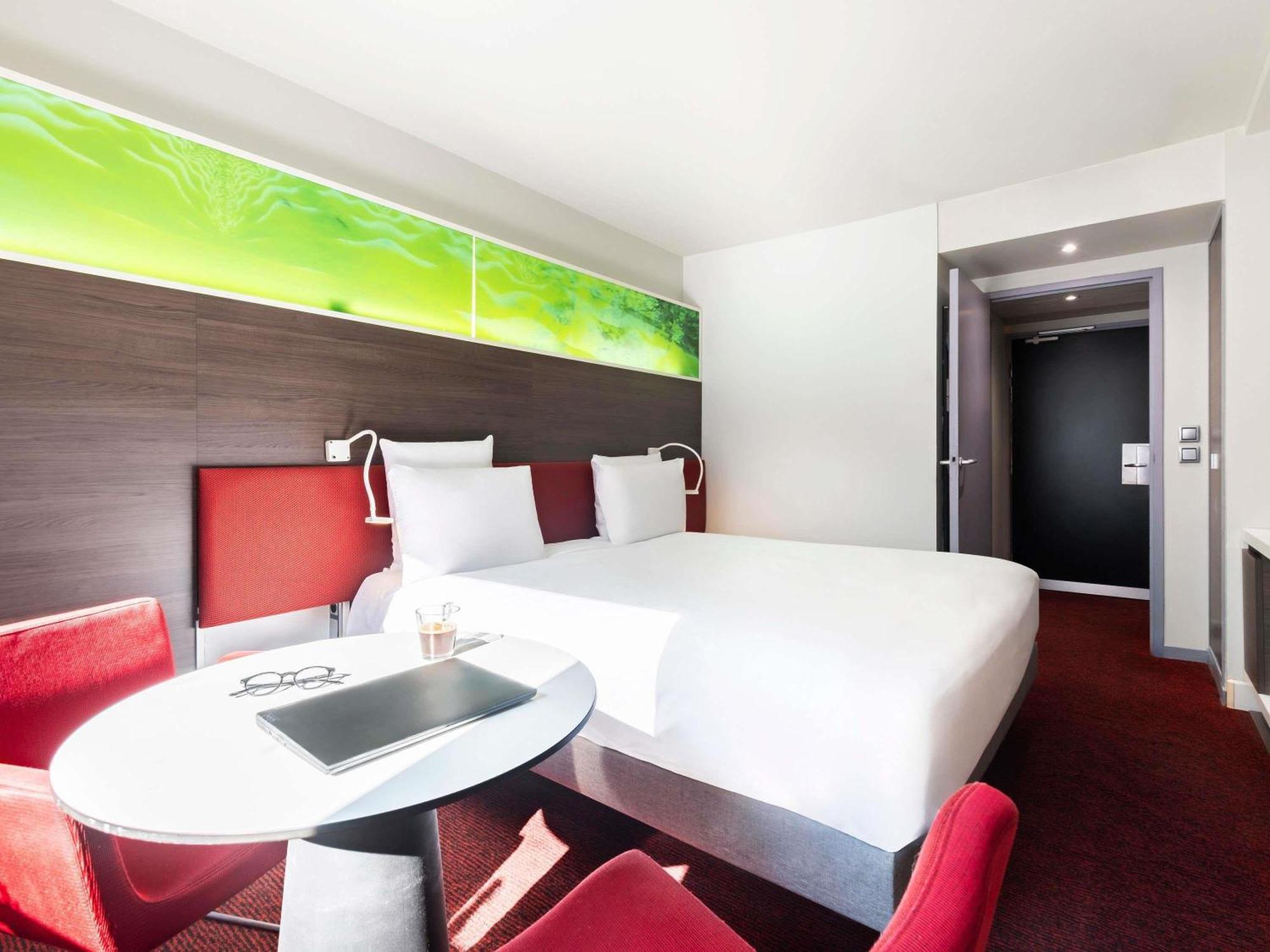 Classic Room Double Twin Beds