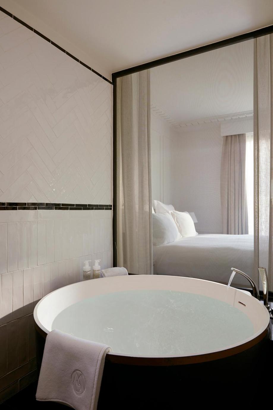Prestige Room