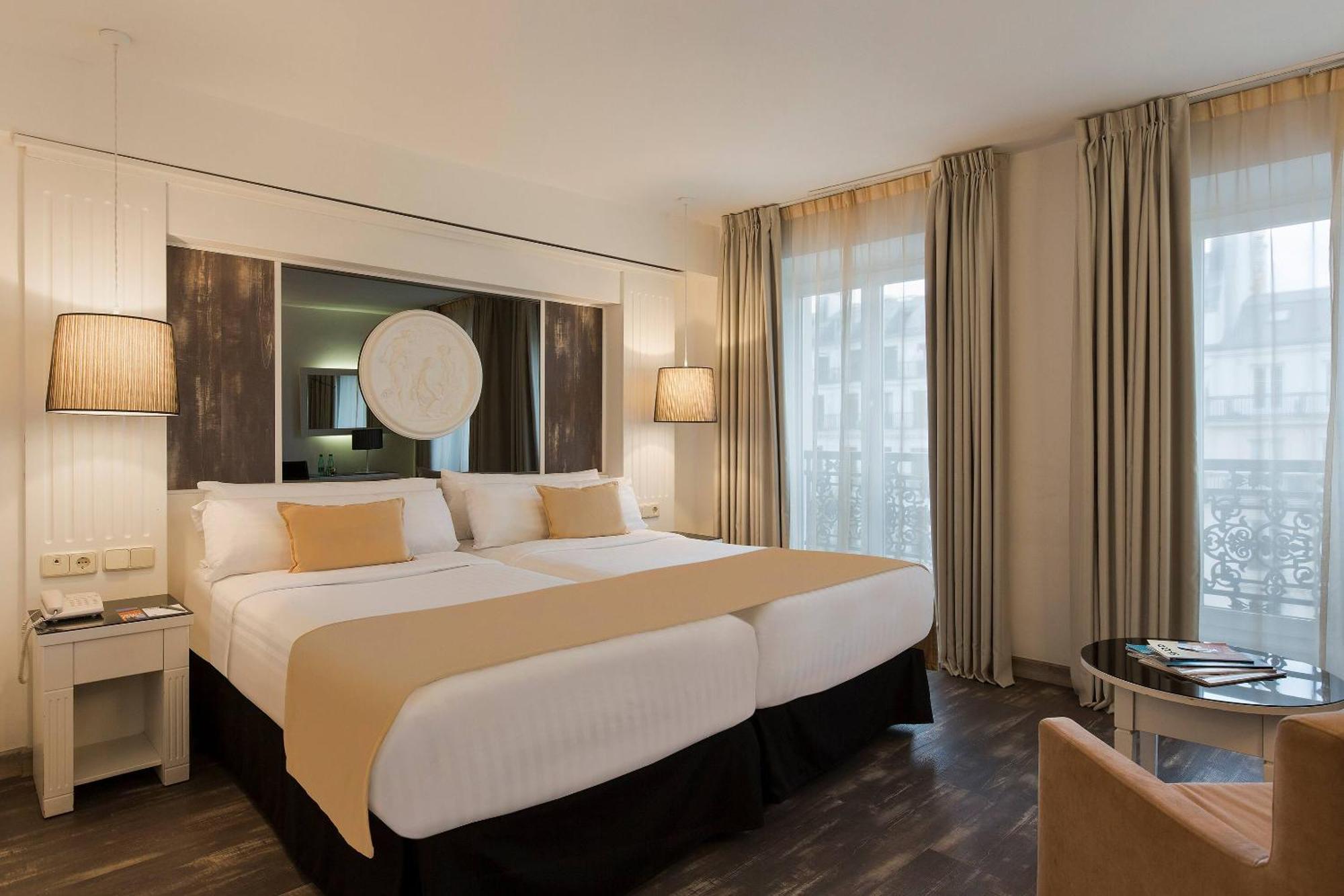 Premium Twin Room