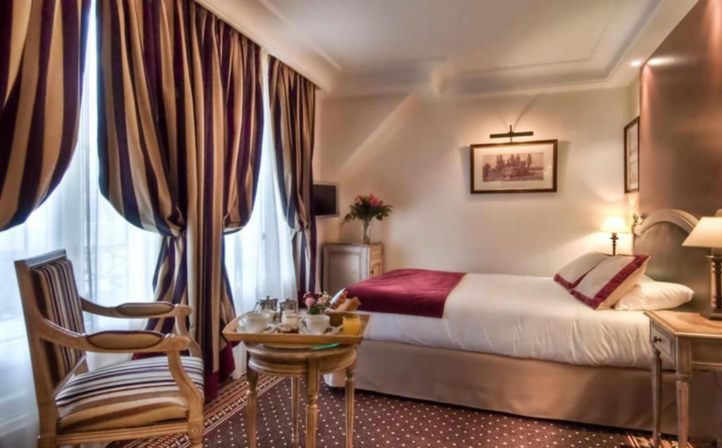 Quarto Queen Superior