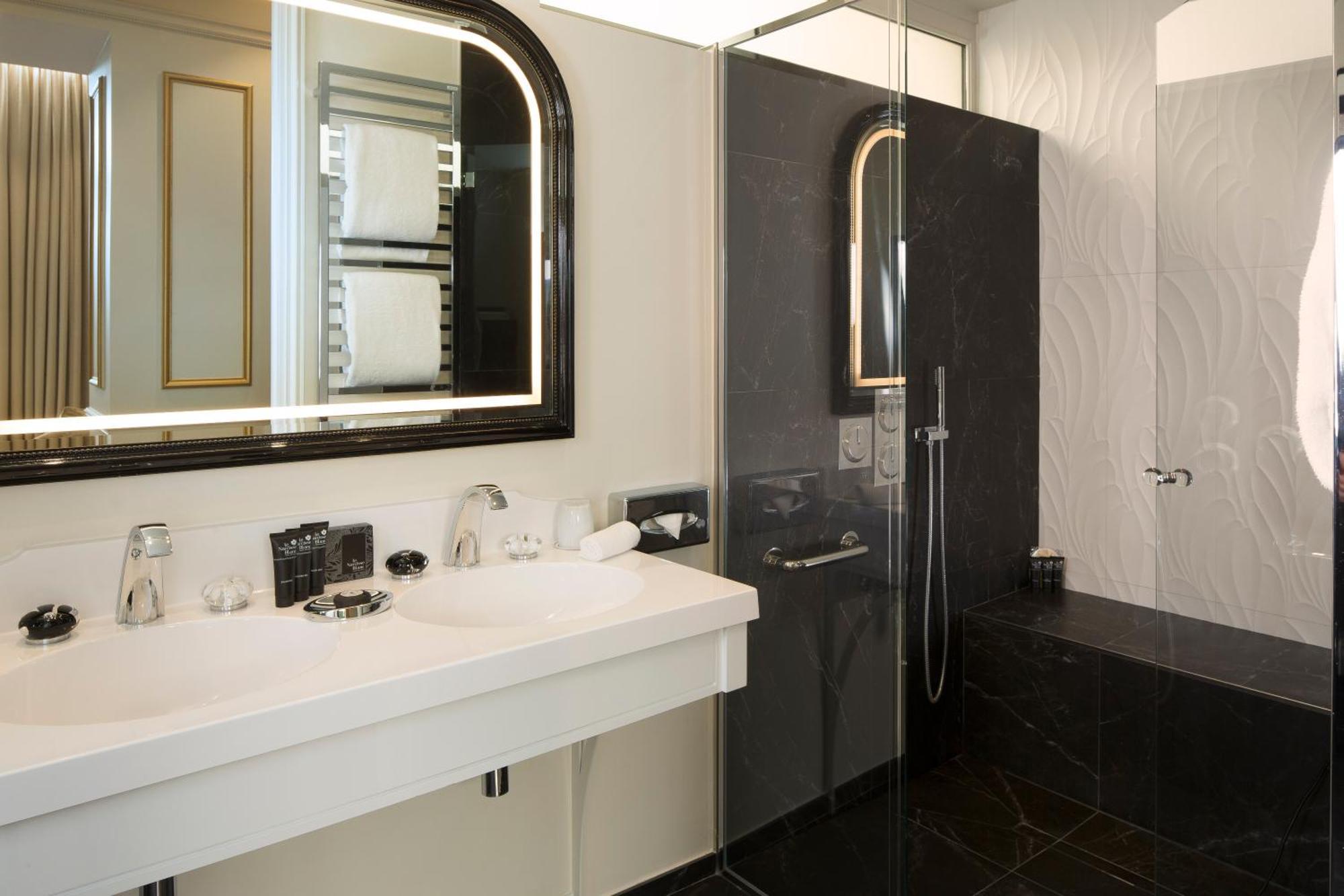Chambre Double de Luxe avec Patio