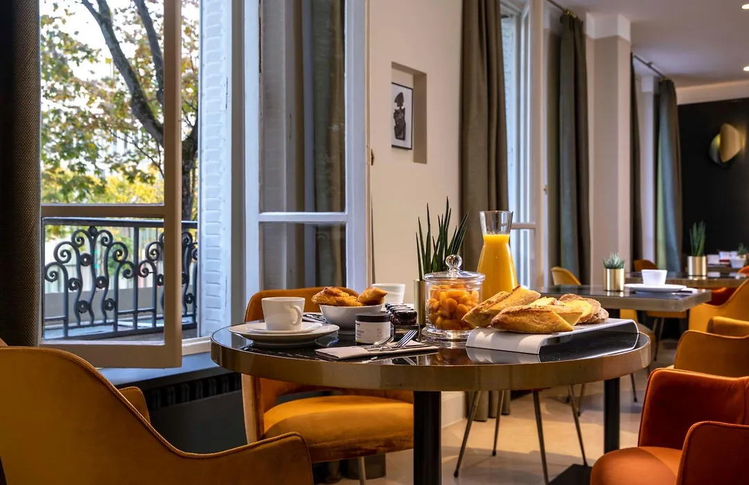 Hôtel Aiglon-1
