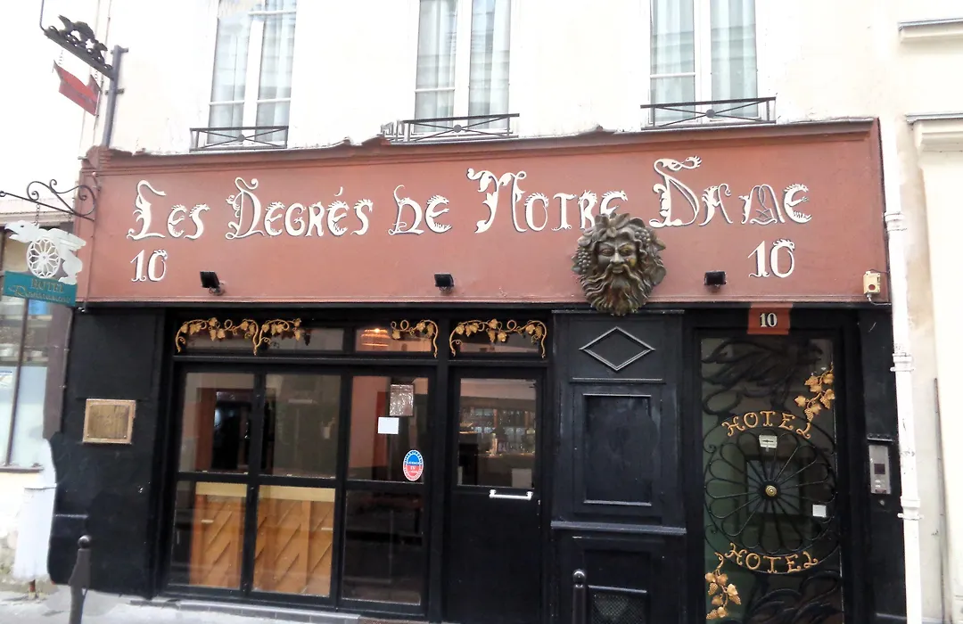 Hôtel les Degrés de Notre Dame-1