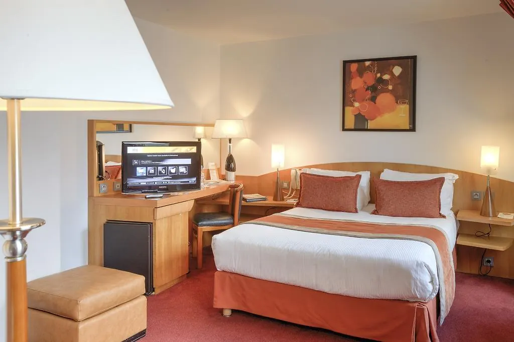 Hotel Opera Cadet-1