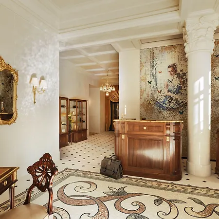 Hôtel Madame Rêve-3