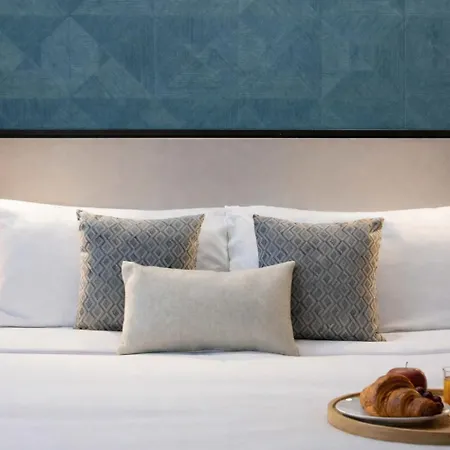 Best Western Plus Opéra Batignolles-3