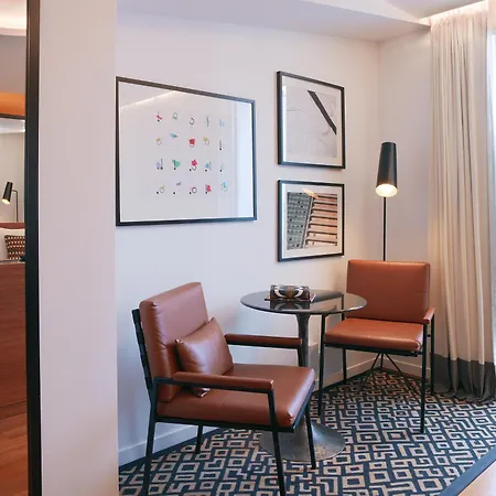 Renaissance Paris Republique Hotel&Spa-3